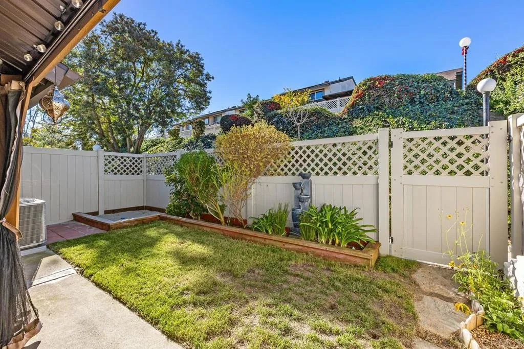 Photo #33: NDP2511356 Listing: Photo #33