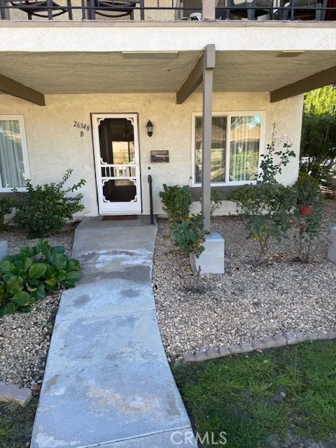 26348 Oak Plain, Newhall, CA 91321 - Main photo, Newhall, CA