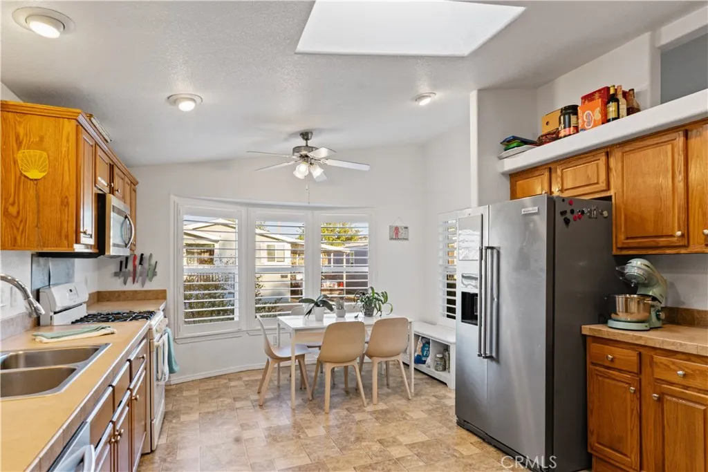 https://cdn.realtyfeed.com/cdn/127/306601717/2060063d3ff3553bb444e780a81c9d6e.webp