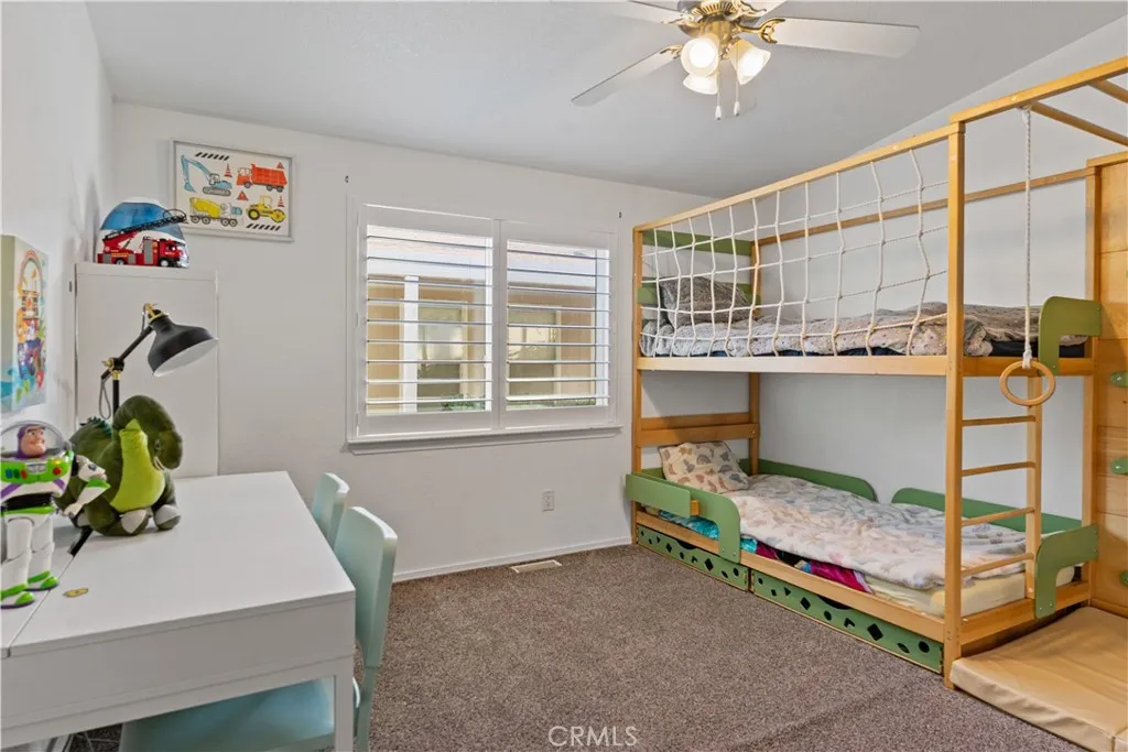 https://cdn.realtyfeed.com/cdn/127/306601717/8b8d821d5a0851324d46c398a331c72e.webp