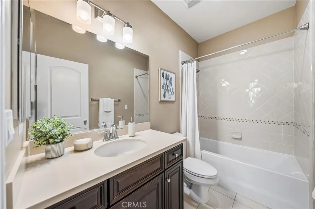 https://cdn.realtyfeed.com/cdn/127/306601728/0cbc223acb0095c5f5bf88b71e414390.webp