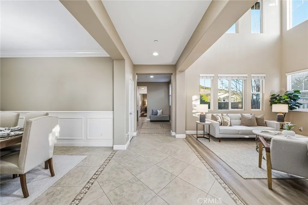 https://cdn.realtyfeed.com/cdn/127/306601728/973dc4246012feac450887afddc622b6.webp