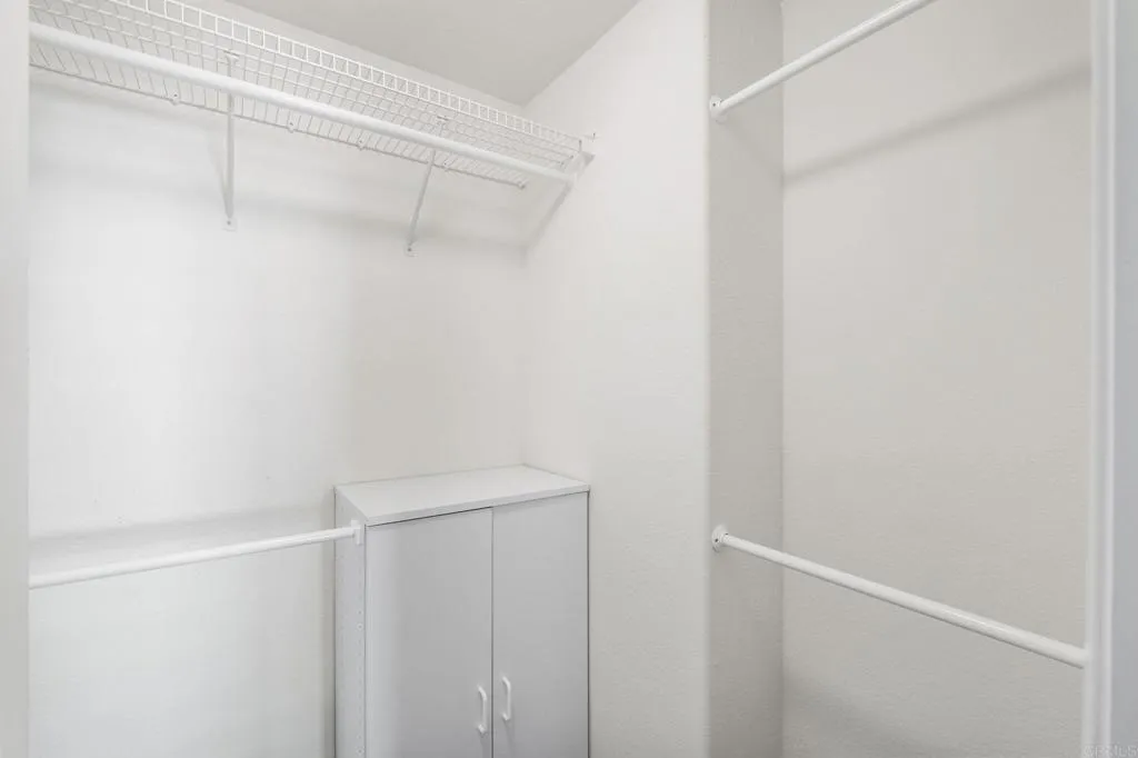 https://cdn.realtyfeed.com/cdn/127/306601925/a21b9d2931636e7dadb162871a4dd24e.webp