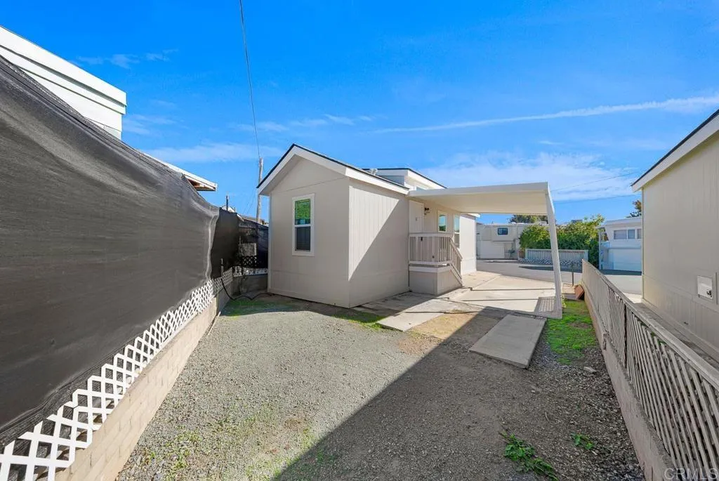 https://cdn.realtyfeed.com/cdn/127/306601998/e12284ff07ec427f308617765534044c.webp