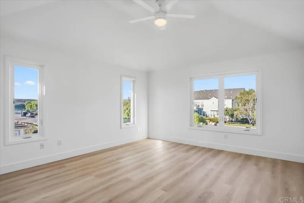 https://cdn.realtyfeed.com/cdn/127/306602008/26d4540a13369baa1fab43d12a40d5b8.webp