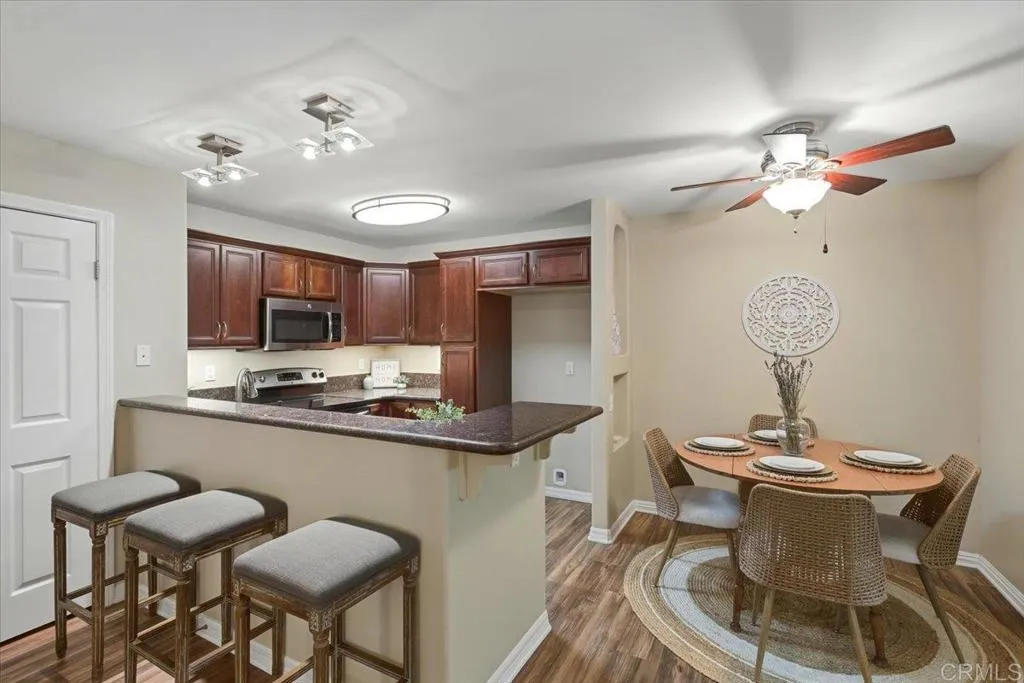 Photo #8: PTP2509066 Listing: Photo #8