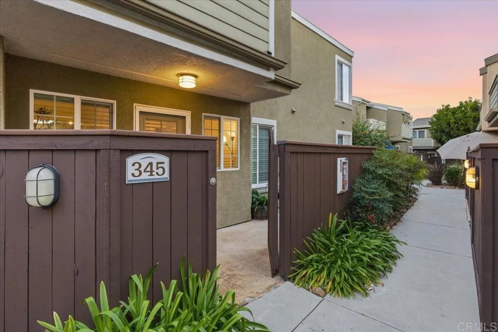 https://cdn.realtyfeed.com/cdn/127/306602065/6ff92214b08d312bf4ea89175f763673.webp