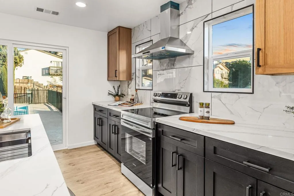 https://cdn.realtyfeed.com/cdn/127/306602108/020a87297263e2a94e0dc257af6d93bb.webp