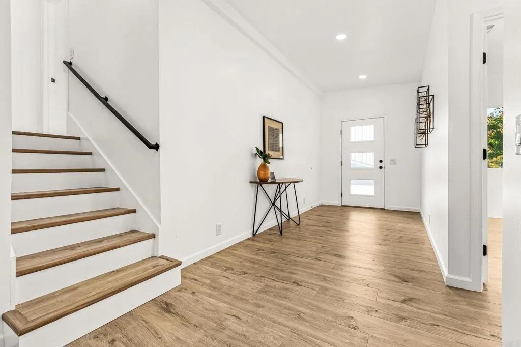 https://cdn.realtyfeed.com/cdn/127/306602108/2055fde1ad9881f3eff9cbc932c1ef6c.webp