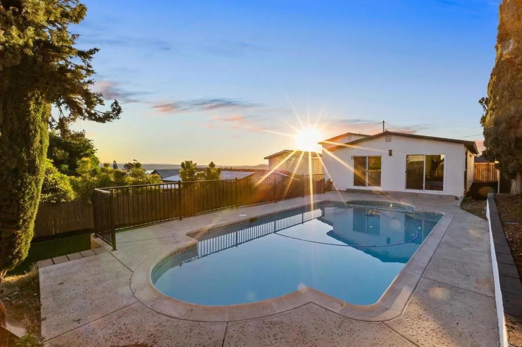 https://cdn.realtyfeed.com/cdn/127/306602108/210b5e02ba5089796e0e2f8c62f3906f.webp