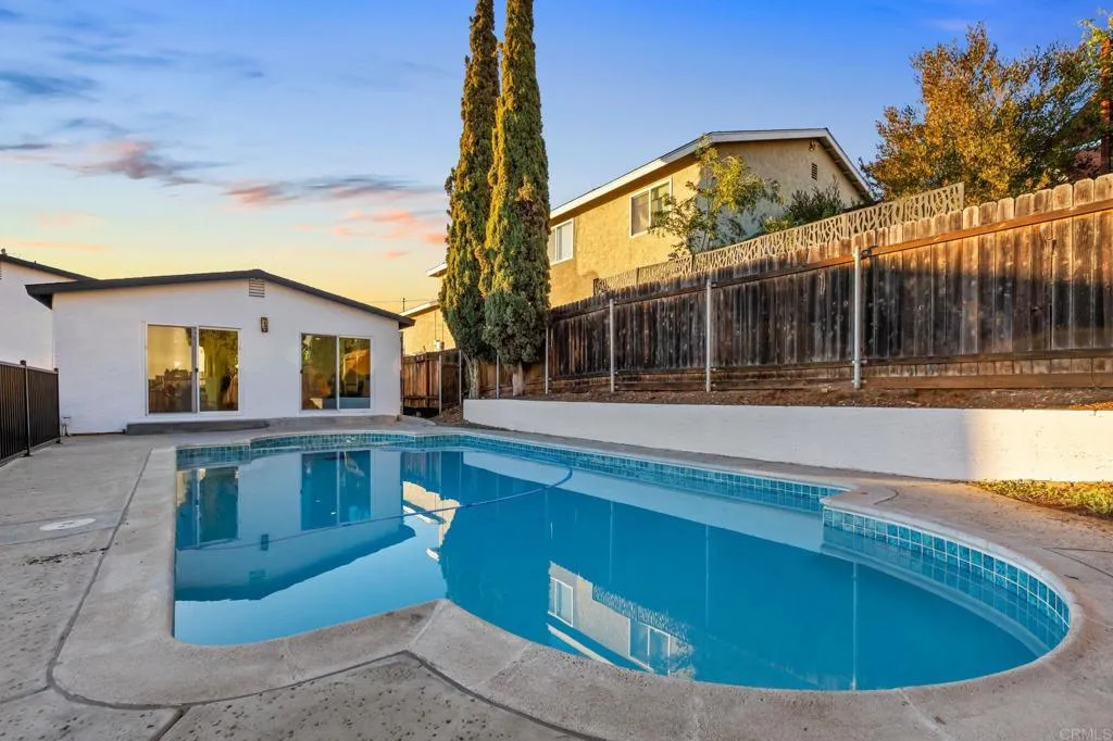 https://cdn.realtyfeed.com/cdn/127/306602108/6da4b6e153cee8051f8a815242f1afad.webp