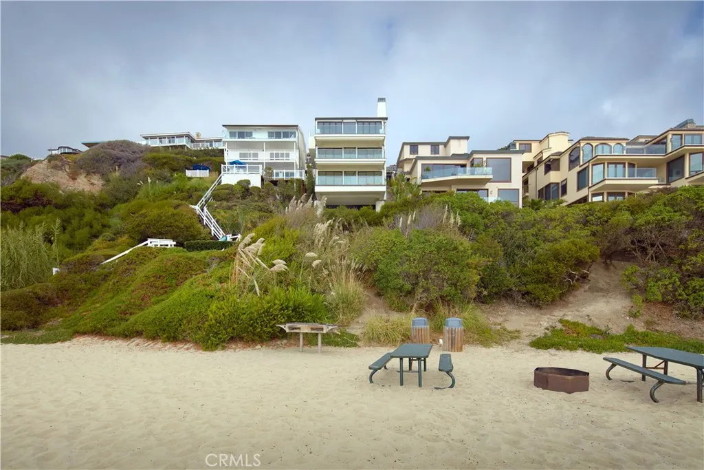 33 Bay Drive, Laguna Beach, CA, 92651
