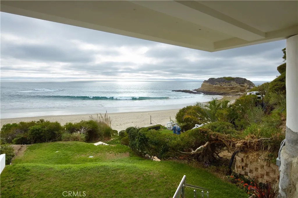 33 Bay Drive, Laguna Beach, CA, 92651