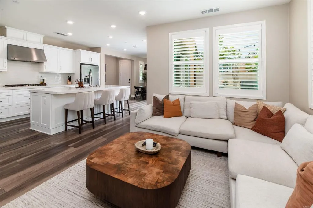 https://cdn.realtyfeed.com/cdn/127/306602120/6a25851c80e208ea863a1b325c24fc52.webp