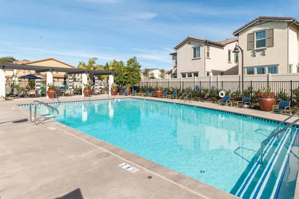https://cdn.realtyfeed.com/cdn/127/306602120/6a9d138029b79f72b1b6d85a65f6b2db.webp