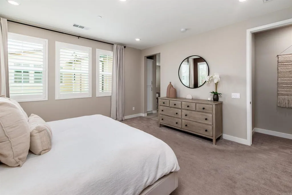https://cdn.realtyfeed.com/cdn/127/306602120/859399c4df9b688397a039c1815dca74.webp