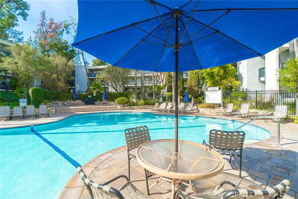 Rolling Hills Estates, CA 90274