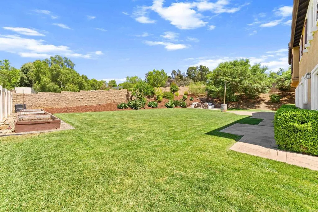https://cdn.realtyfeed.com/cdn/127/306602231/536b4959b30401b0ab228af8ce3b74a8.webp