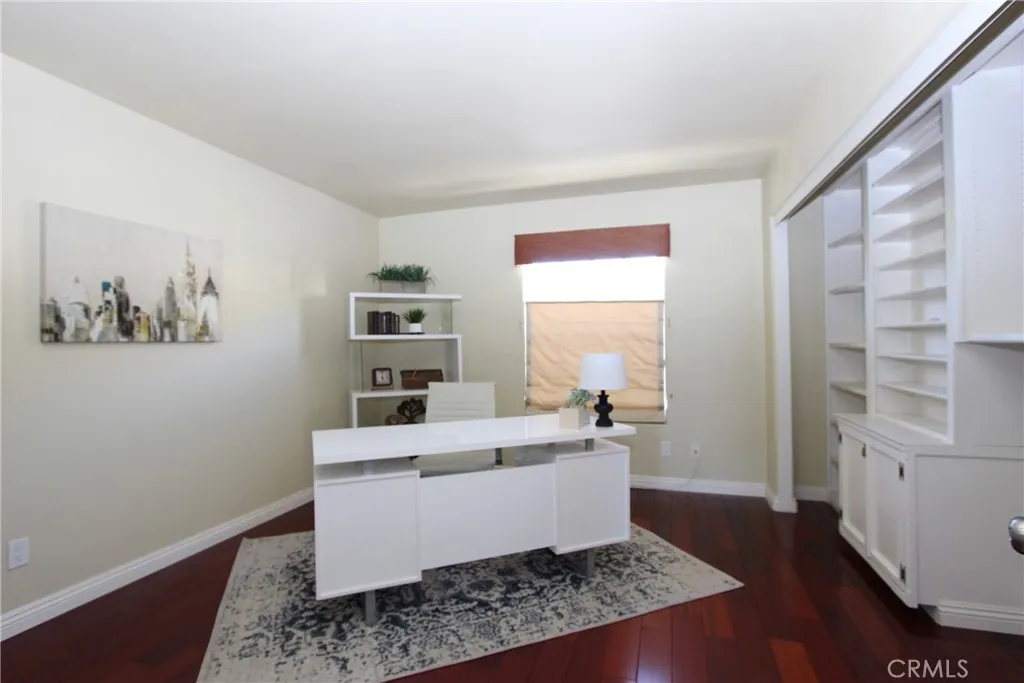 5928 Vista De La Luz, Woodland Hills, CA, 91367