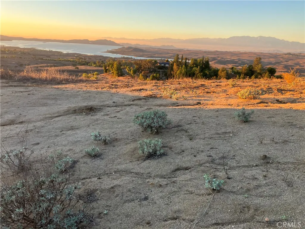 Lake Mathews, CA 92570