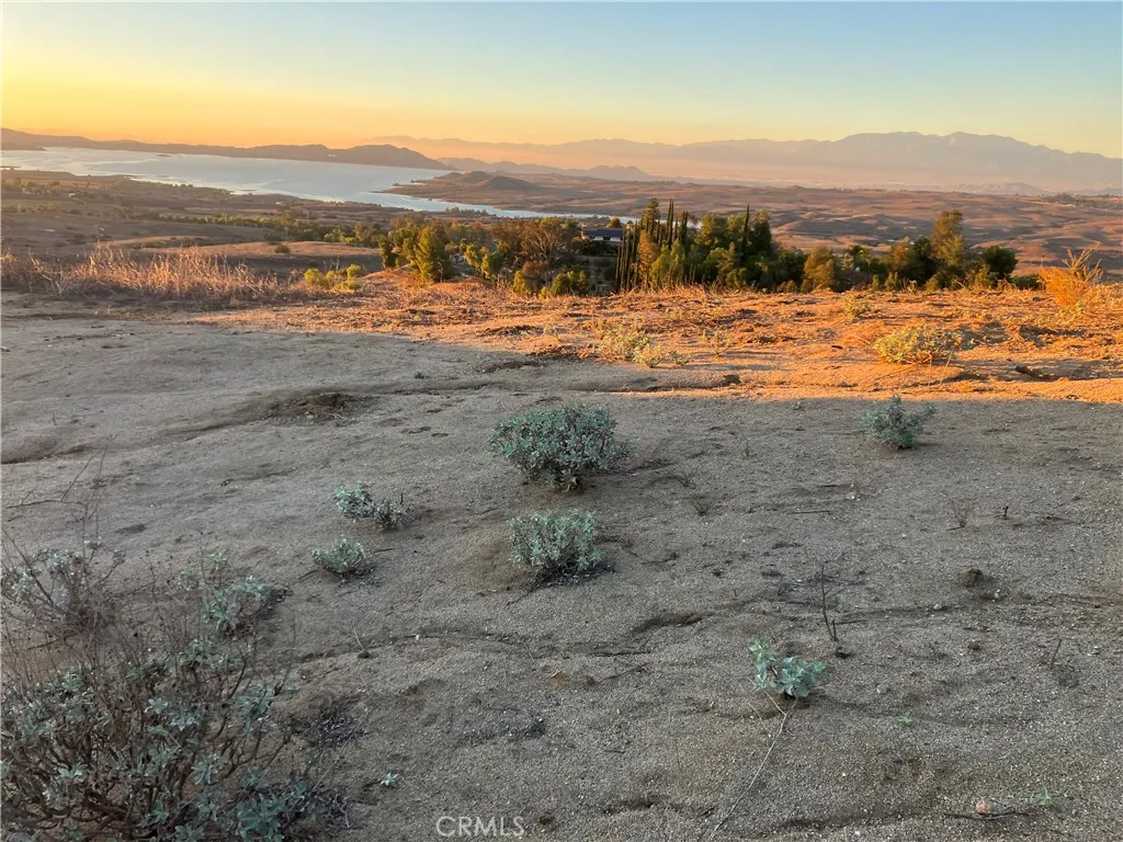 Lake Mathews, CA 92570