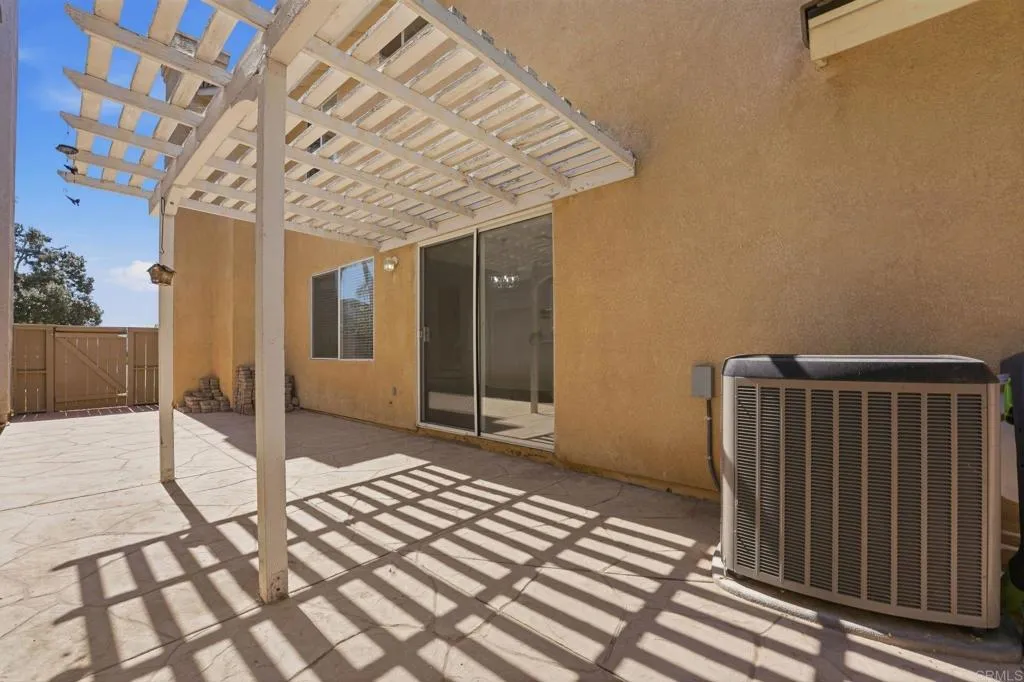 https://cdn.realtyfeed.com/cdn/127/306602337/a3de2333090beee993065774f59bb589.webp
