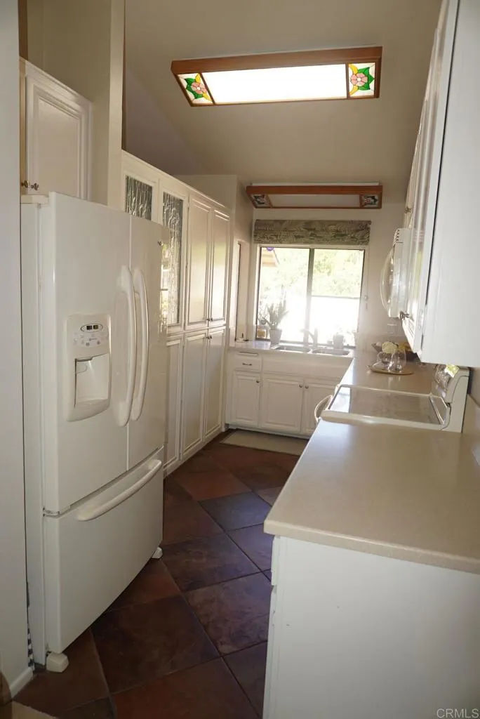 https://cdn.realtyfeed.com/cdn/127/306602523/24f24df898b78c5a9cadd1f1121ef98b.webp