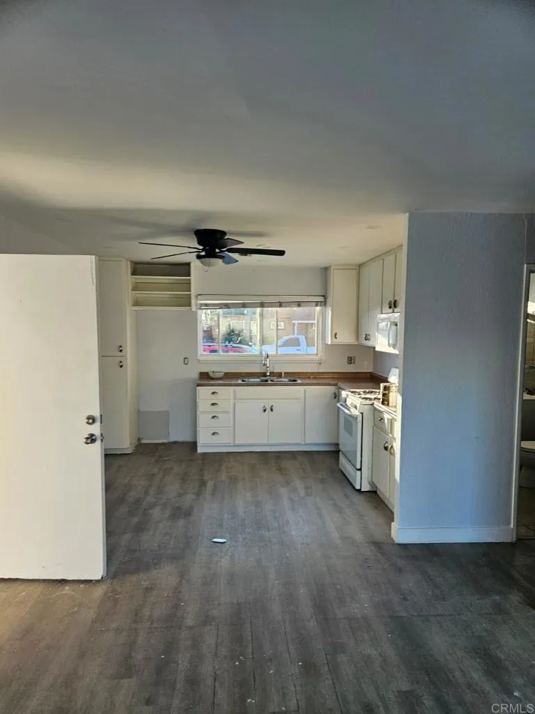 https://cdn.realtyfeed.com/cdn/127/306602534/7701028fc525660fc31a83ab325c0ff7.webp