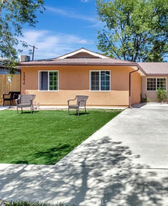 Woodland Hills, CA 91367