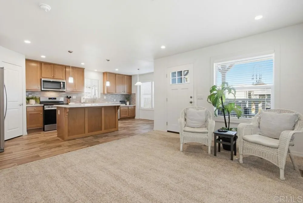 https://cdn.realtyfeed.com/cdn/127/306602562/90cece30f9378589414697941cc31744.webp