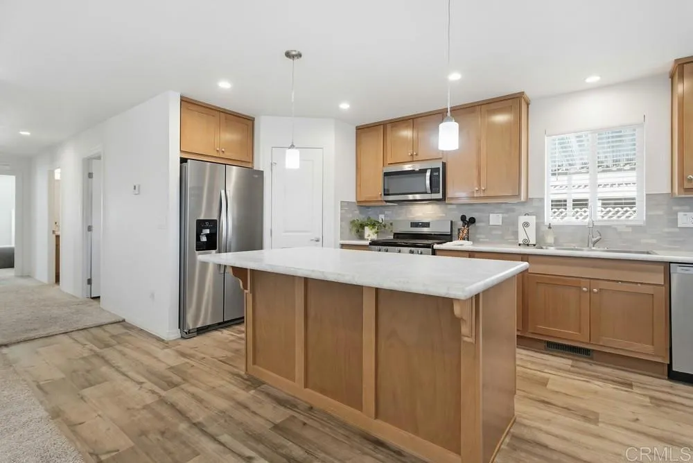 https://cdn.realtyfeed.com/cdn/127/306602562/c903b1b3e2439a813e833e64c4379be5.webp