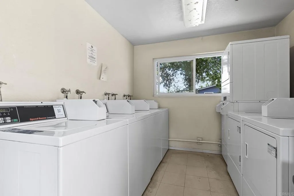 https://cdn.realtyfeed.com/cdn/127/306602580/67ba9b5542f73e5c7f70aa909cbd0c28.webp