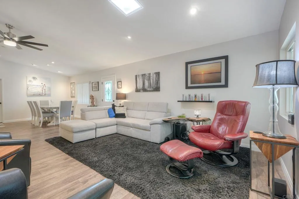 https://cdn.realtyfeed.com/cdn/127/306602582/9e256af7db9887f073b8f7a1add90eac.webp