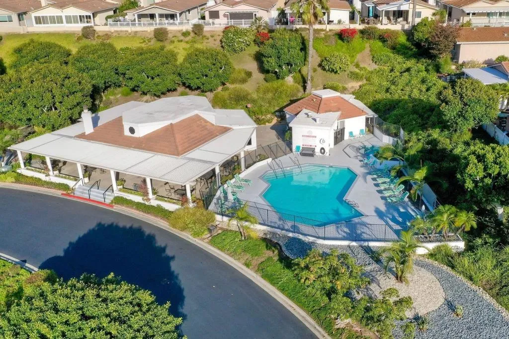 https://cdn.realtyfeed.com/cdn/127/306602582/c88fb16888e9d7b12b6ec20bab3ed179.webp