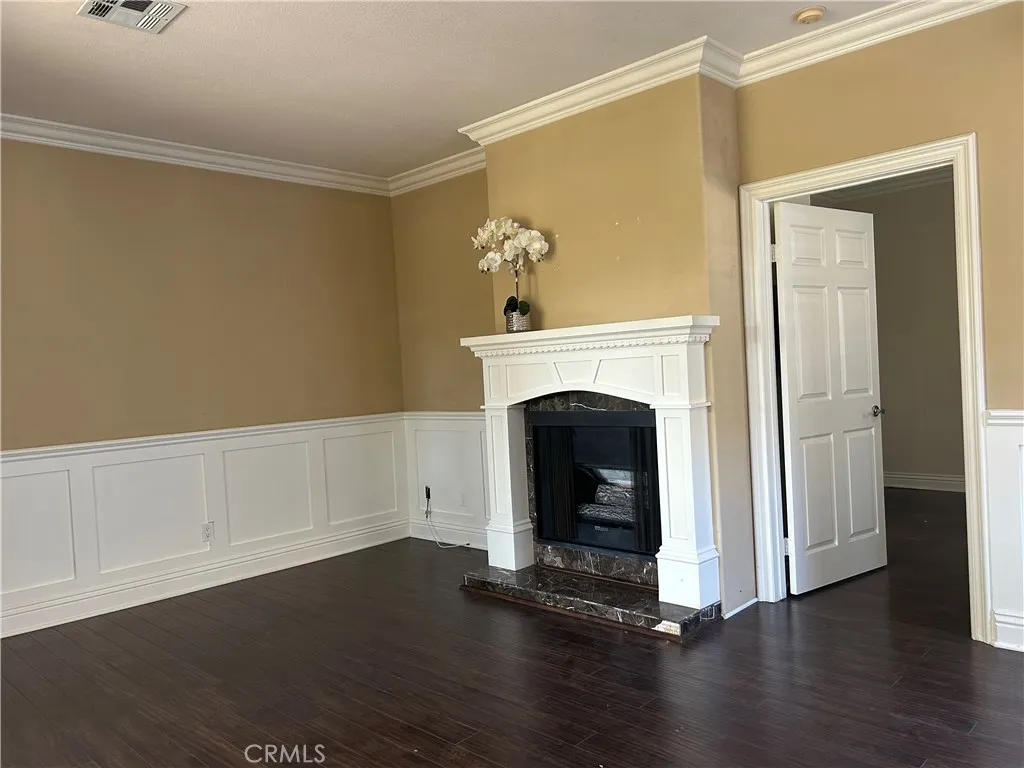 https://cdn.realtyfeed.com/cdn/127/306602670/a13aef6acc9d8cfd3f073ba40252d857.webp