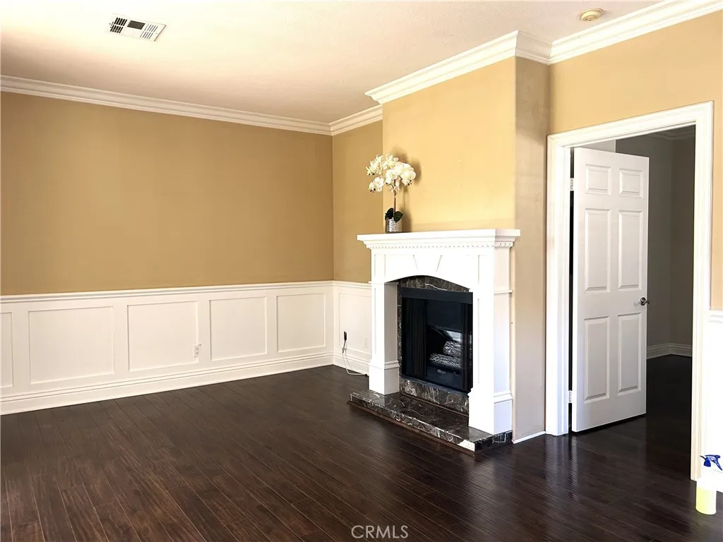 https://cdn.realtyfeed.com/cdn/127/306602670/b4647d14dd78af1a1976b79f0ede1b55.webp