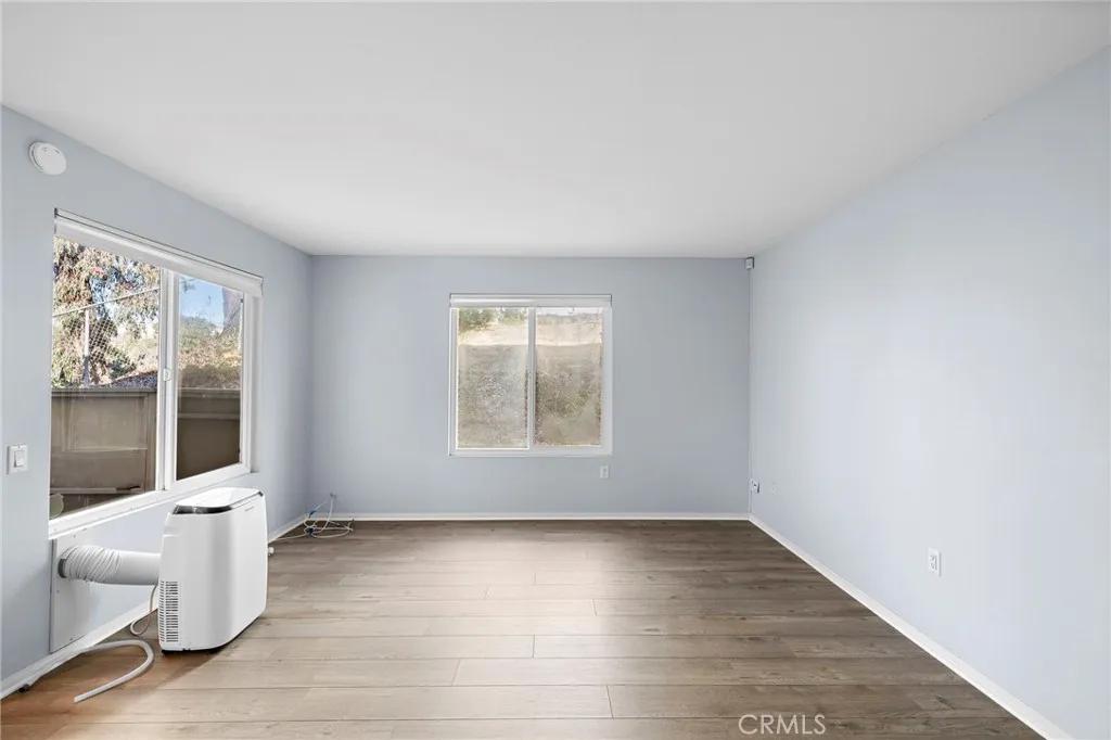 Photo #11: OC25272052 Listing: Photo #11