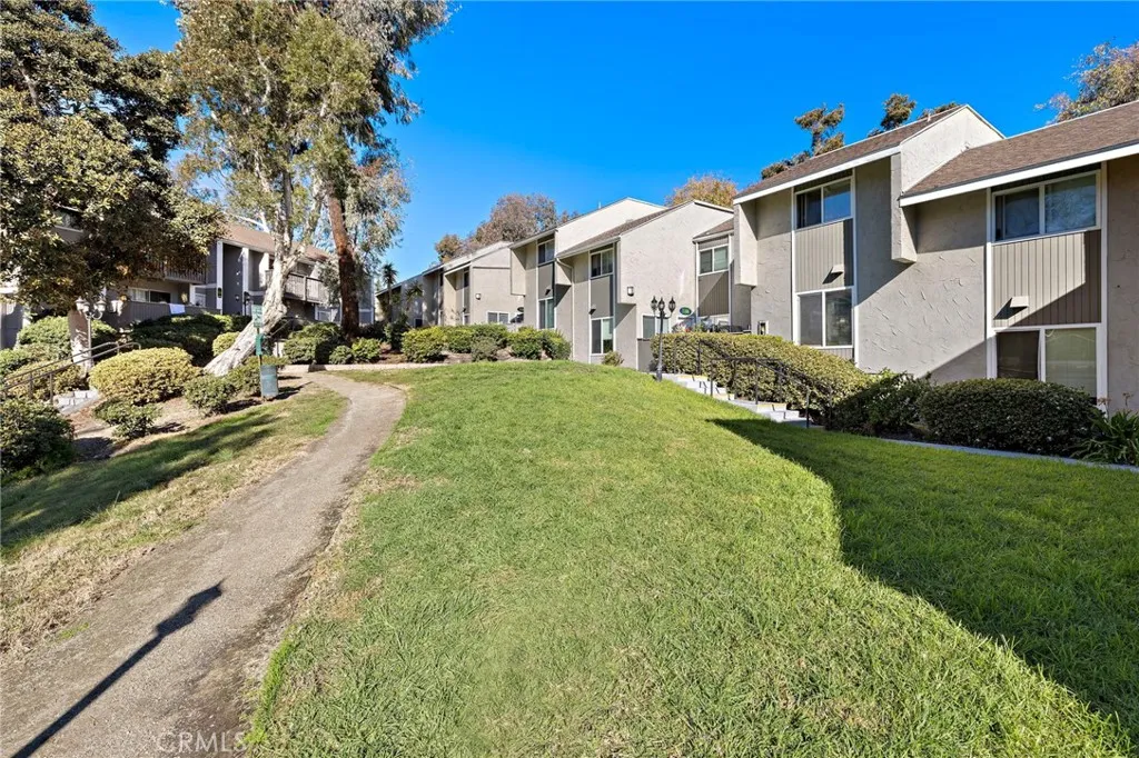 https://cdn.realtyfeed.com/cdn/127/306602789/af3f8871f38f6437bcf083dd51e9787f.webp