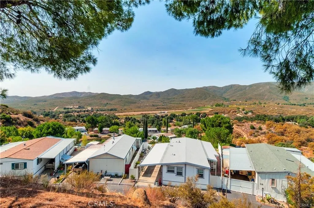 https://cdn.realtyfeed.com/cdn/127/306602891/07831086c7930327ba0dd7e06e5096d0.webp