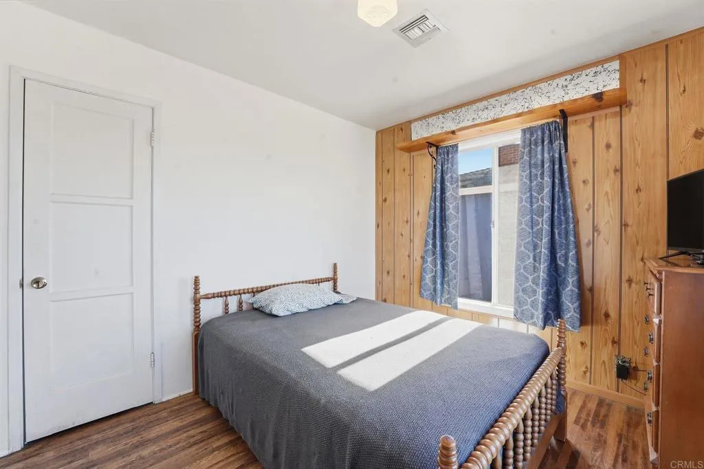 https://cdn.realtyfeed.com/cdn/127/306602907/12d0d6b4b257b2ad23469f3504ed88dd.webp