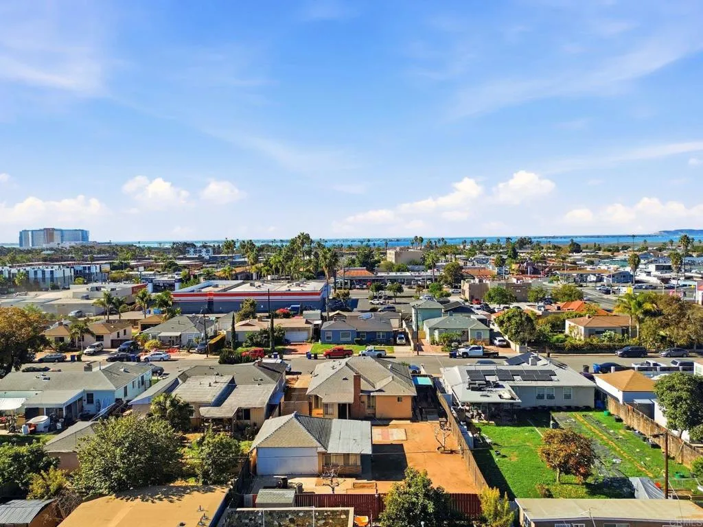 https://cdn.realtyfeed.com/cdn/127/306602907/98d54501996a60087510868ddbeb9f11.webp