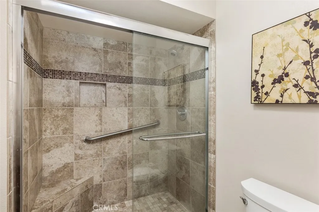 https://cdn.realtyfeed.com/cdn/127/306602912/210ba9f1465a7fe096381900b189a8b8.webp