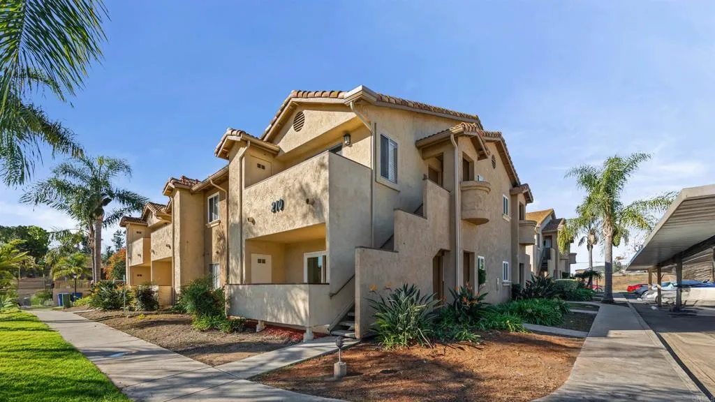 https://cdn.realtyfeed.com/cdn/127/306602918/8d9a59c7c4fd9c6f5778b09154b0e173.webp