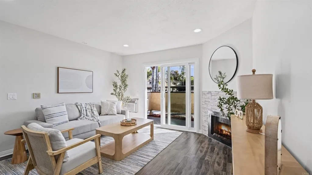 Photo #1: NDP2511404 Listing: Photo #1