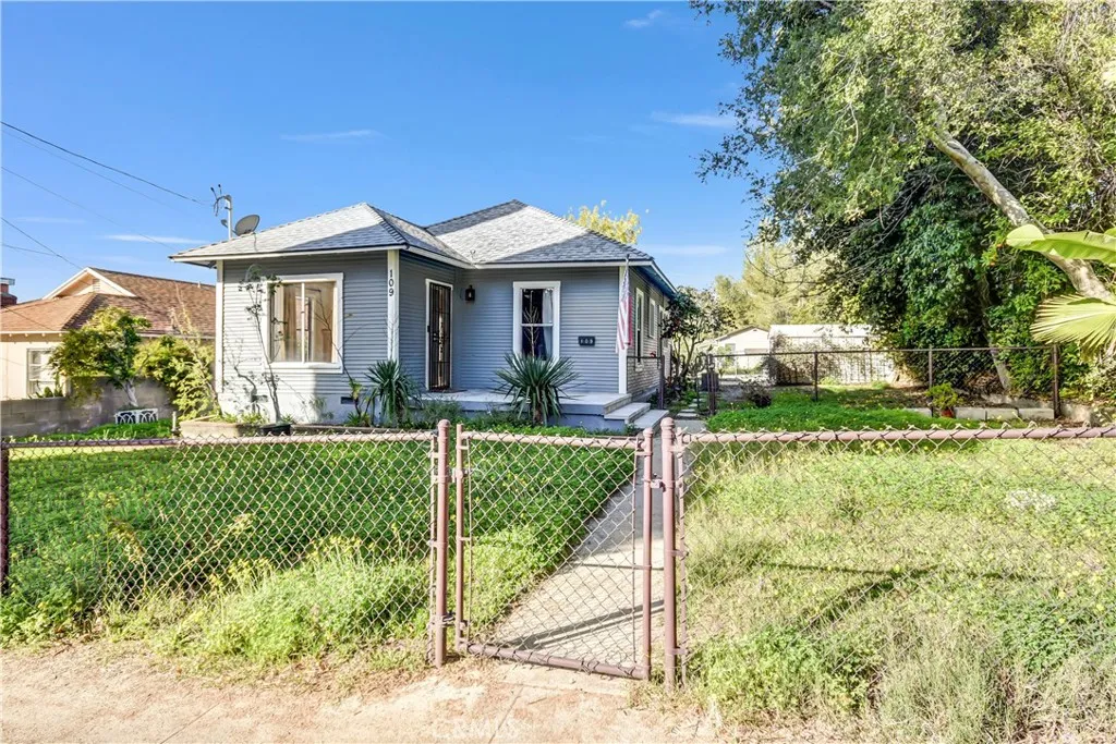 109 N Lima Street, Sierra Madre, CA 91024 - Photo 2 of 24, Sierra Madre, CA