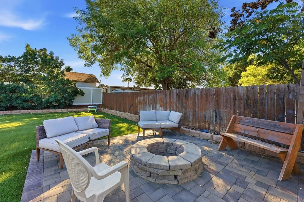https://cdn.realtyfeed.com/cdn/127/306602982/34d322acdd7111ddd5479cd02e38ab73.webp