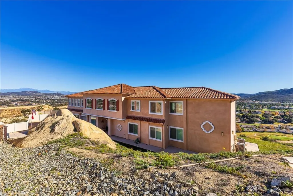 38000 Via Vista Grande, Murrieta, CA 92562 - Photo 3 of 74, Murrieta, CA