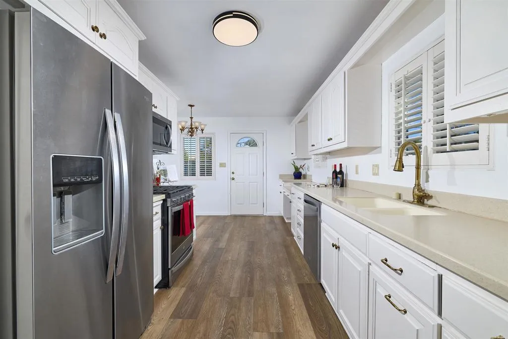 https://cdn.realtyfeed.com/cdn/127/306603161/32396a00f4b8156ca449107ad21ed78c.webp