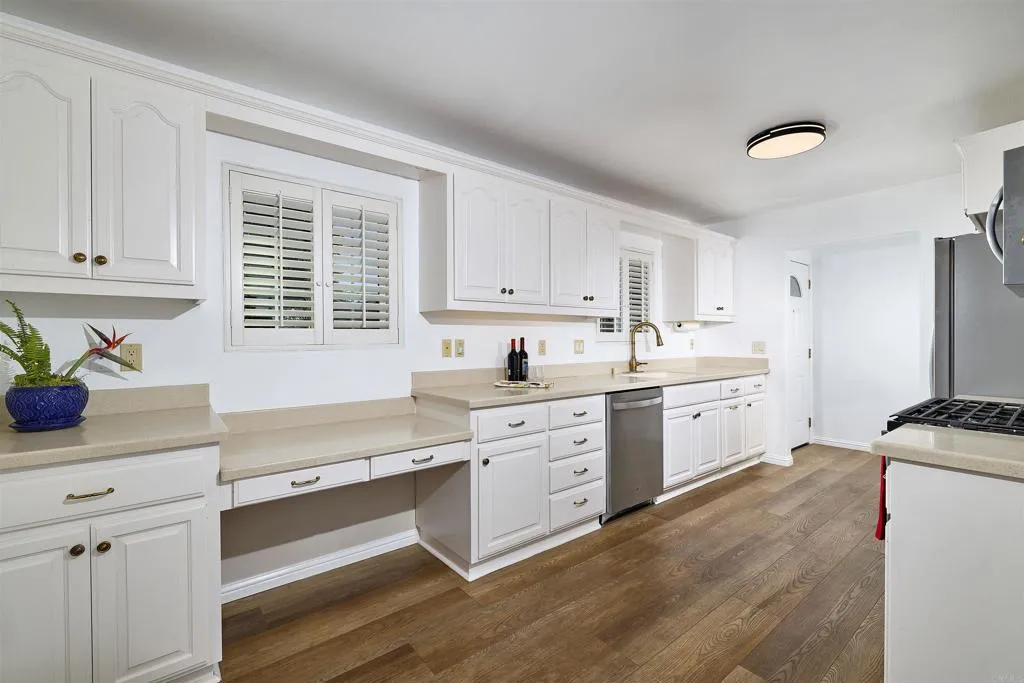 https://cdn.realtyfeed.com/cdn/127/306603161/5cd4846c40b984653dd8430e92f85ac1.webp
