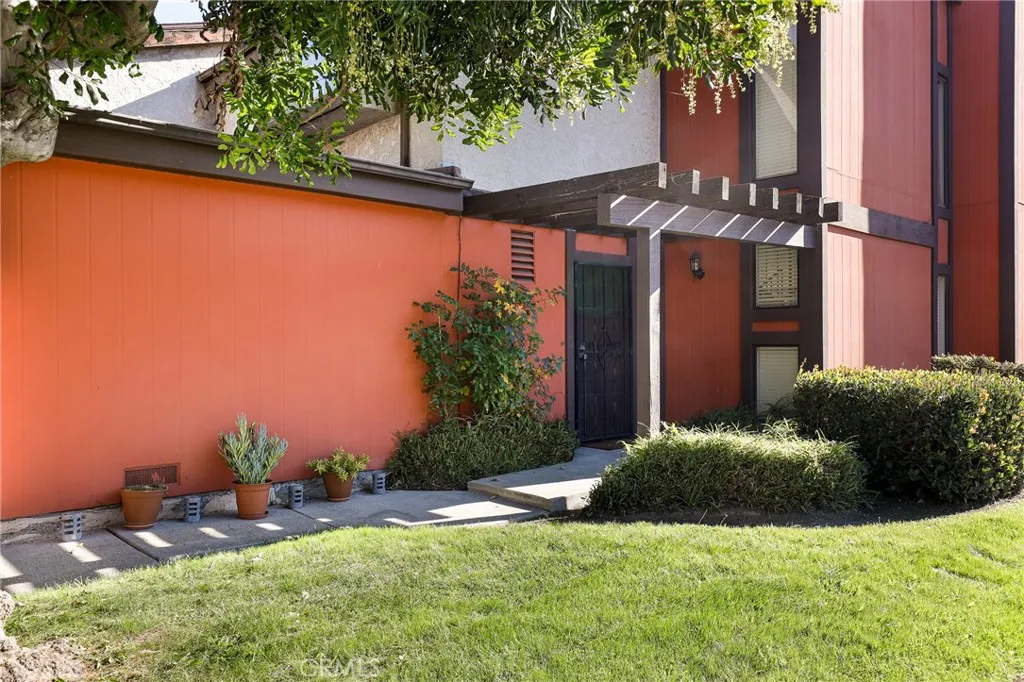 9910 Aspen, Santa Fe Springs, CA 90670 - Photo 2 of 29, Santa Fe Springs, CA
